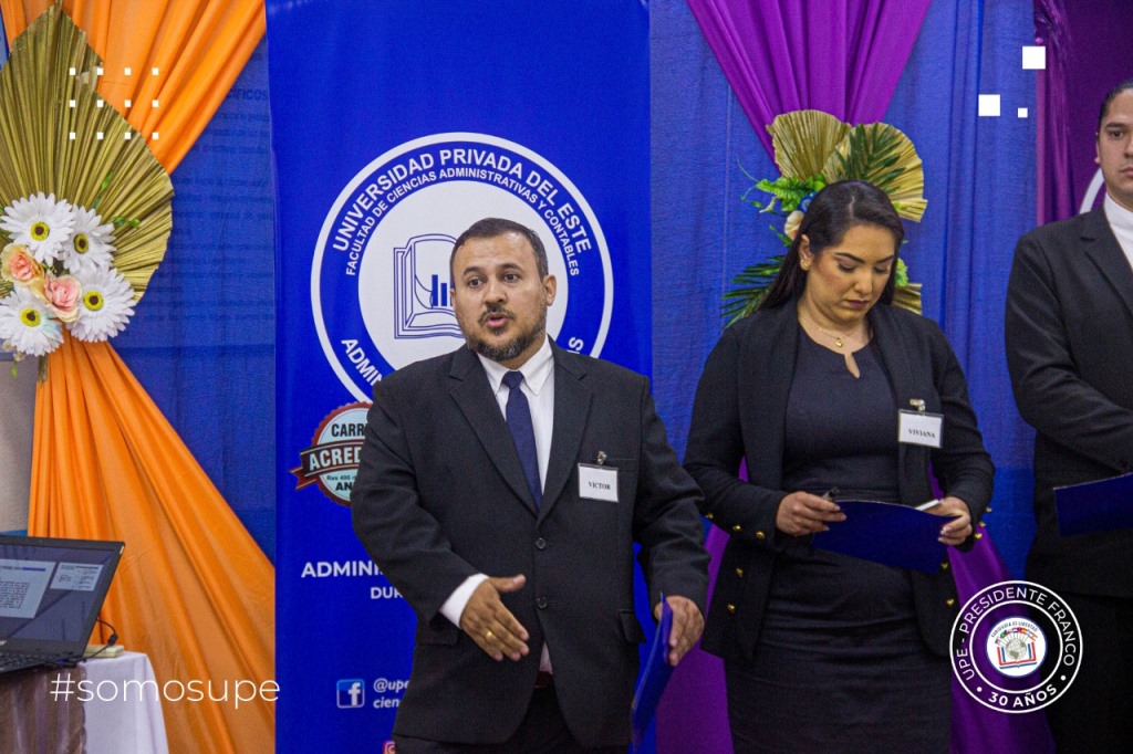 Facultad de Ciencias Administrativas y Contables, carreras de Ingeniería Comercial y de Administración de Empresas